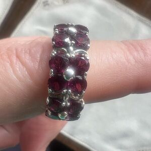 Elegant Silver and Red Gemstone Ring